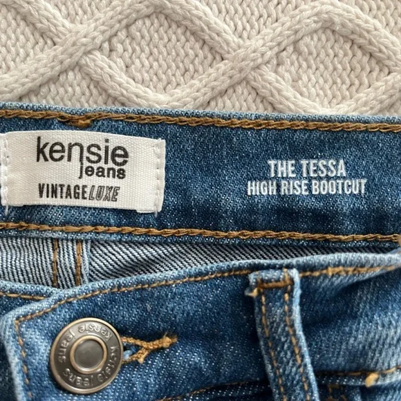 Kensie Medium Wash Jeans High Rise Bootcut “The Tessa” Women’s Size 2 - Picture 11 of 14